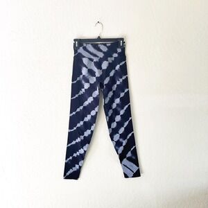 PINK Active Ribbed Panel Gray‎ and Black Tight